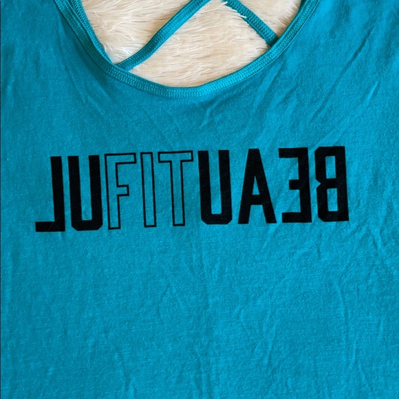 Ladies Reebok top - Picture 2 of 6